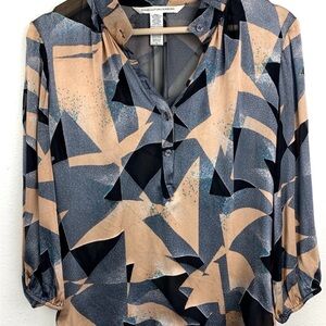 Diane Von Furstenberg Silk Blend Blouse Size 6 Women's 3/4 Sleeve Semi Sheer